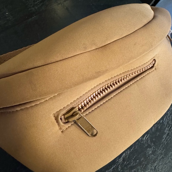 Dagne Dover hip pack Fanny pack bag - Picture 4 of 4